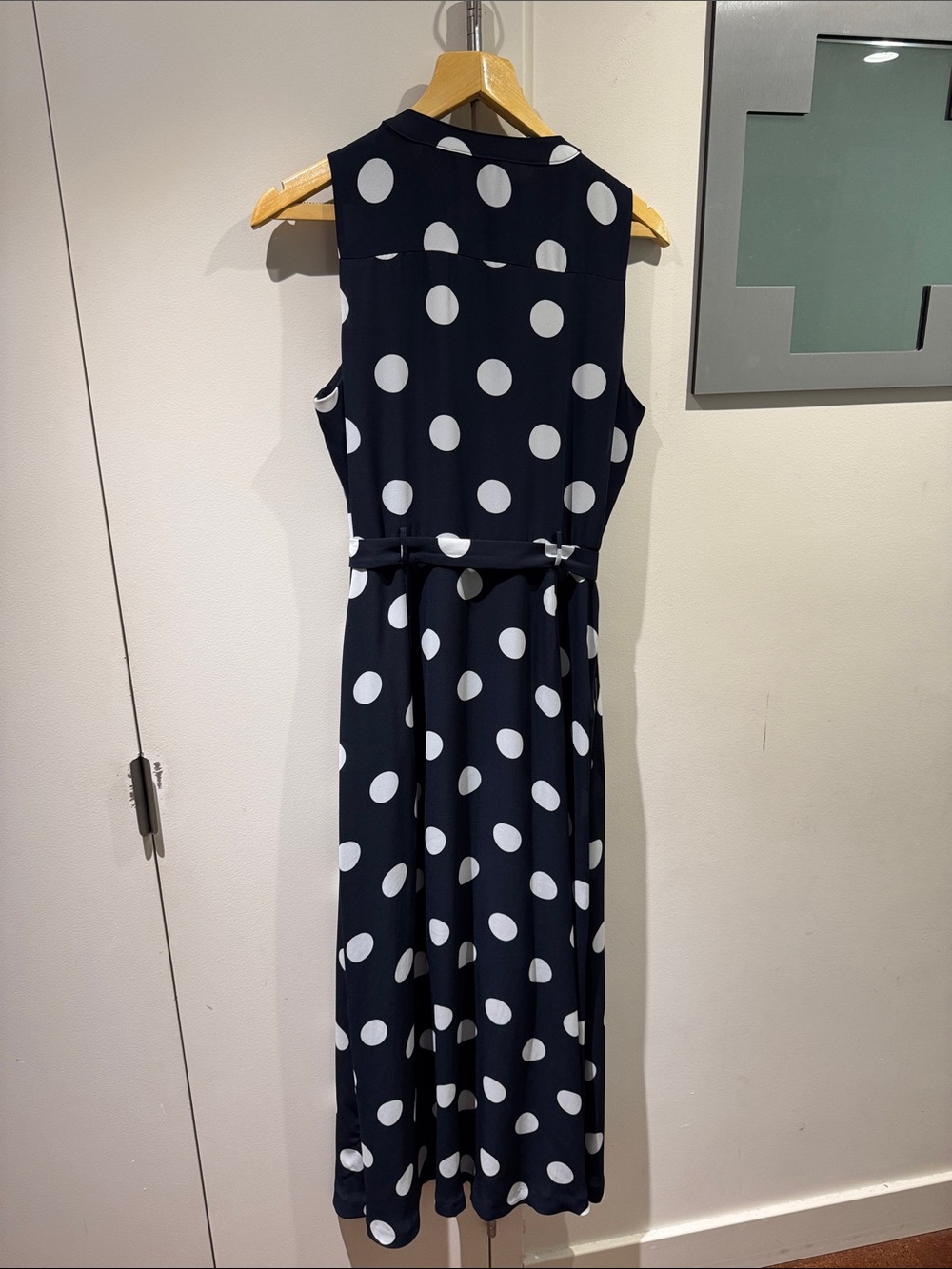 Banana Republic Navy and White Polka Dot Sleeveless maxi dress with Belt - Picture 3 of 3